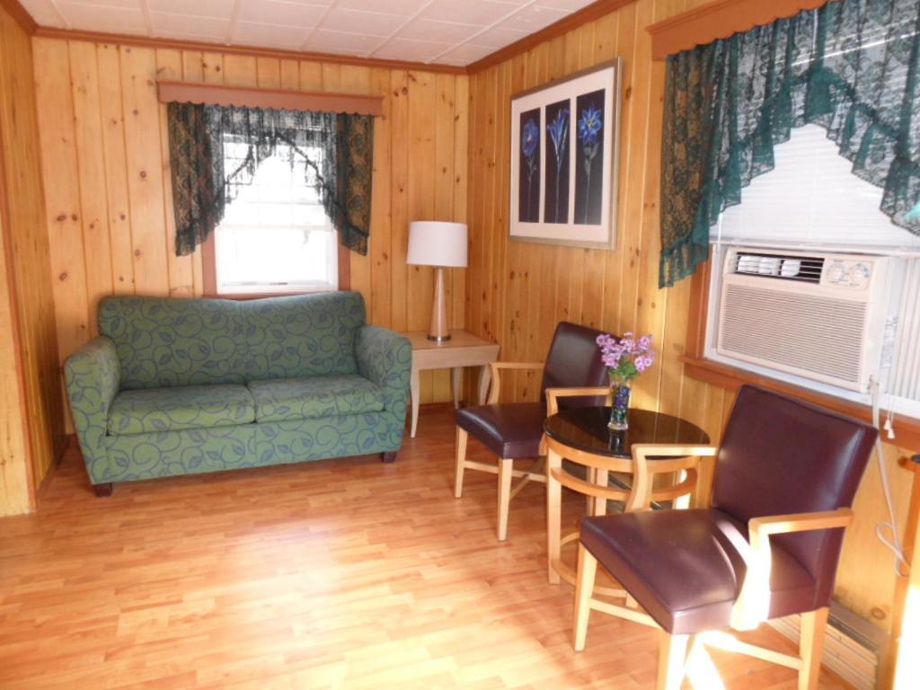 Lodge Seven Dwarfs & Cabins *