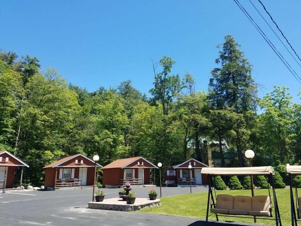 Lodge Seven Dwarfs & Cabins Lake George